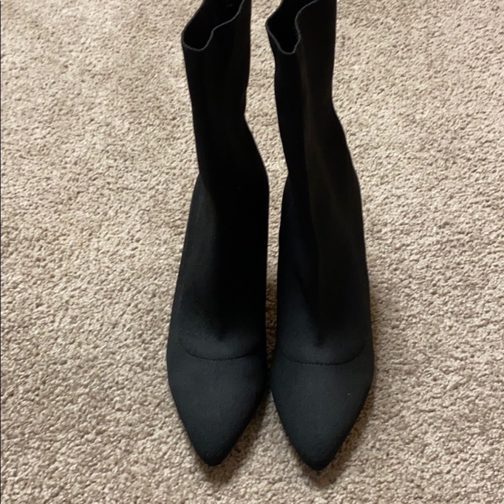 Womens Express Sock Booties